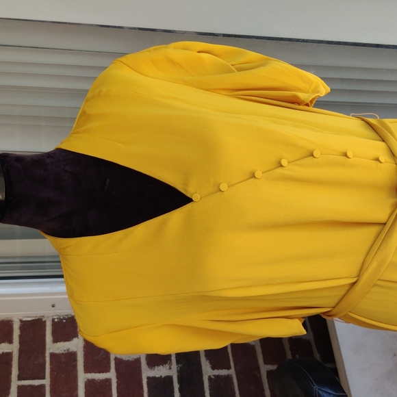 Gibson Latimer Canary button front midi dress - Picture 2 of 10